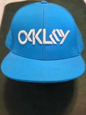 Oakley Bright Blue Snapback Cap with White Logo